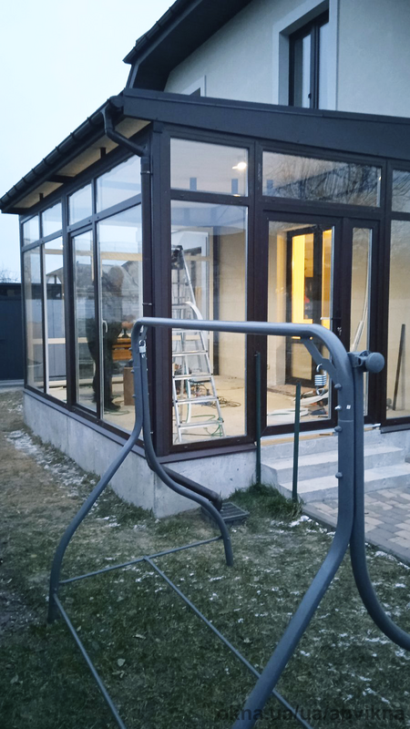 Зимовий сад з профілю WDS 5S, зовнішня ламінація антрацит піщаний